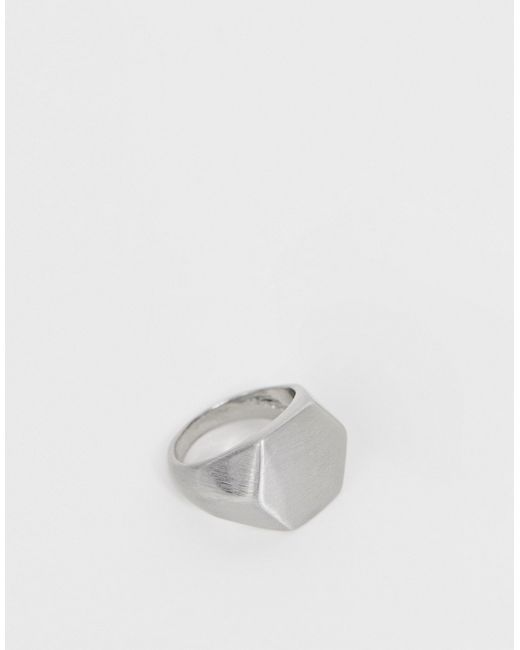 DesignB London DesignB hexagon signet ring in brushed
