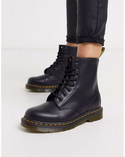 Dr. Martens Modern Classics Smooth 1460 8-Eye Boots-