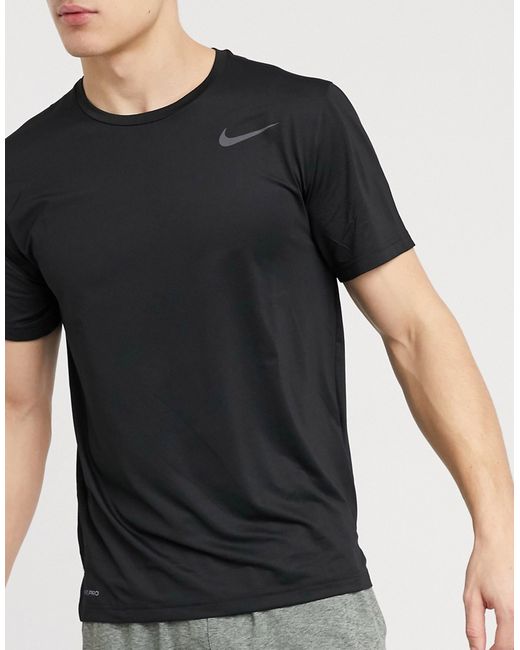 Nike Training hyper dry t-shirt in