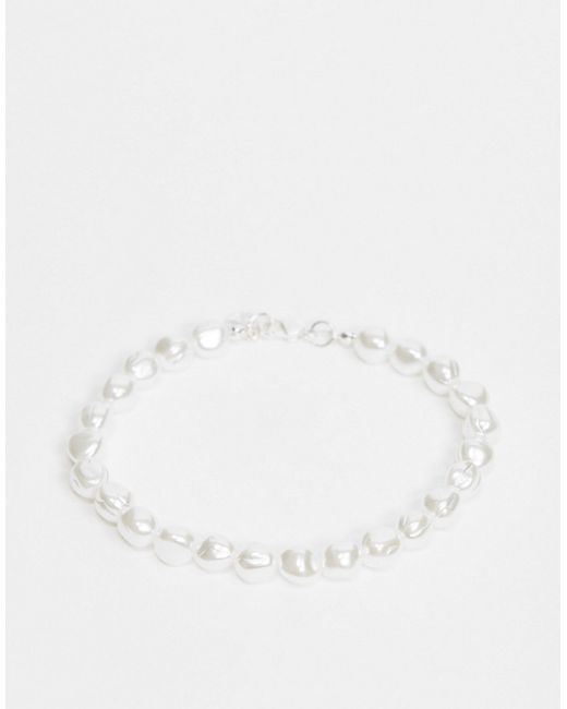 Chained & Able bracelet in pearl beads