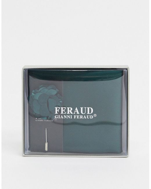 Gianni Feraud plain pocket square and lapel pin-