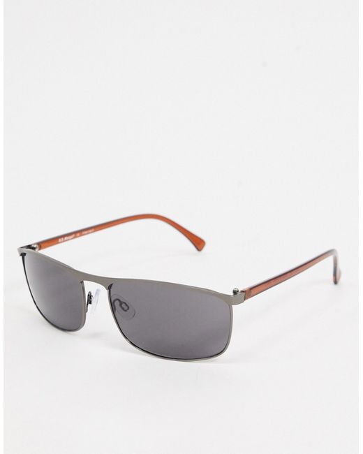 A.J. Morgan square sunglasses in gunmetal-