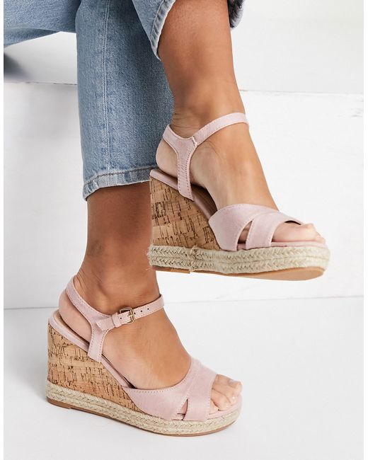 Glamorous wedge sandals in cork-
