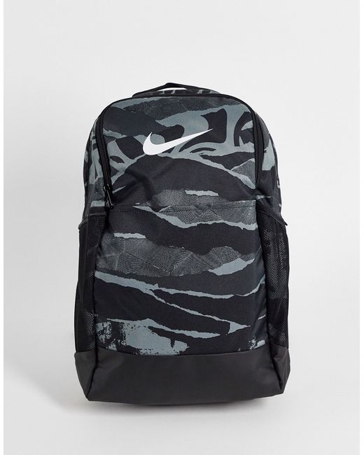 Nike Training Nike Brasilia backpack in camo-