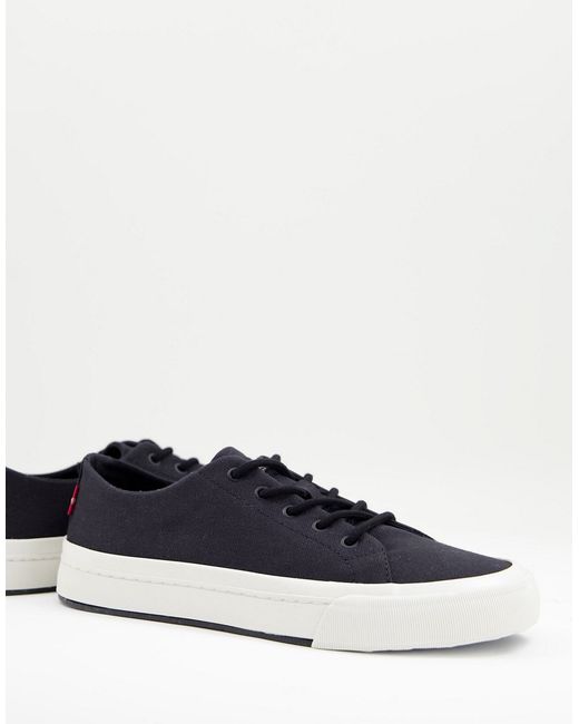 Levi's summit canvas sneakers in with back logo