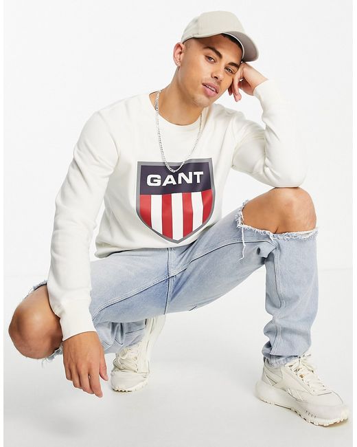 Gant retro shield logo sweatshirt in eggshell