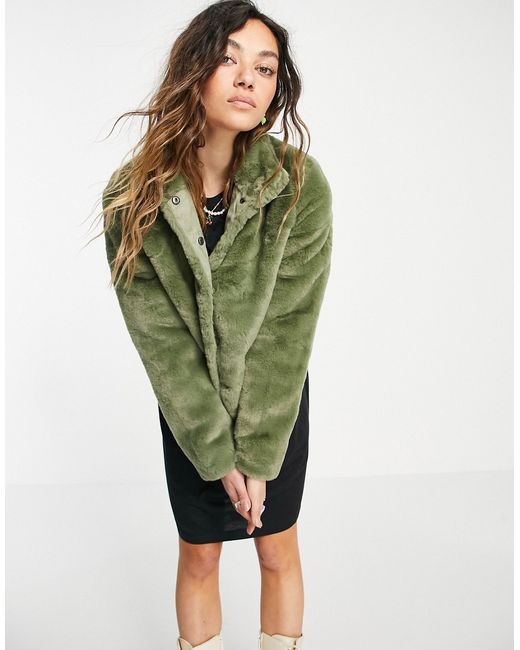 Vero Moda faux fur coat in khaki-