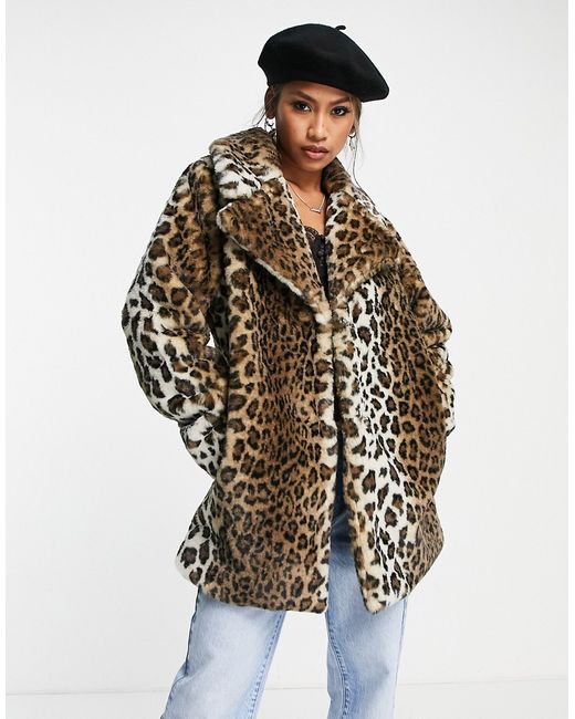 Violet Romance faux fur coat in leopard print-