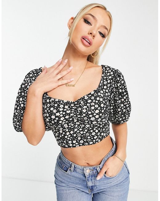 Trendyol balloon sleeve cropped blouse in ditsy floral-