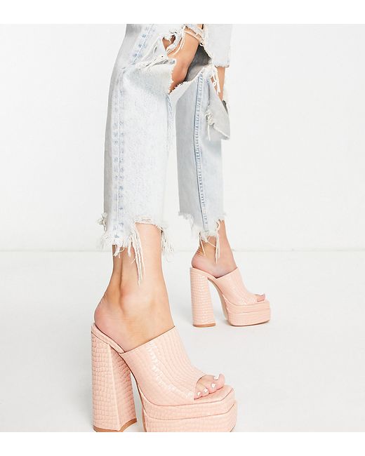 Daisy Street Exclusive platform mule sandals in peach croc-