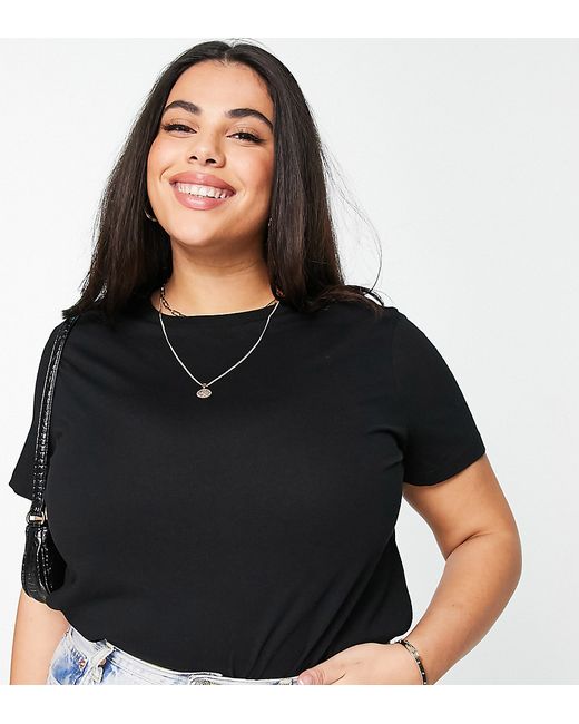 ASOS Curve DESIGN Curve ultimate t-shirt with crew neck in organic cotton blend