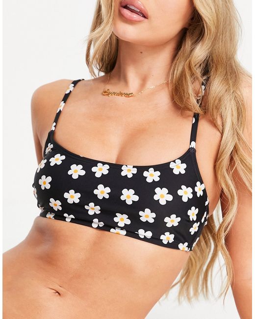 New Look scoop crop bikini top in daisy floral-