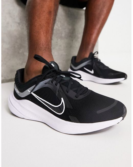 Nike Running Quest 5 sneakers in