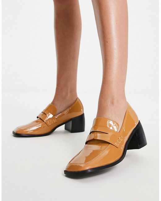 Raid Megna heeled loafers in tan patent-