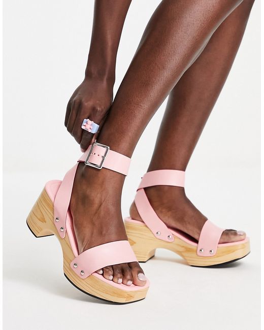 Glamorous summer clog sandals in