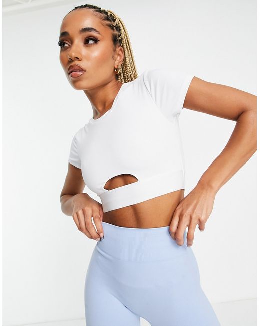 Hiit crop t-shirt with cut out in