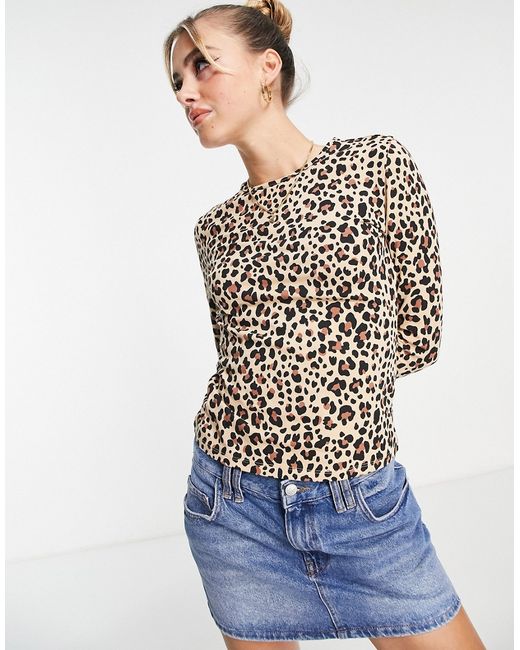 Monki long sleeve jersey top in leopard print-