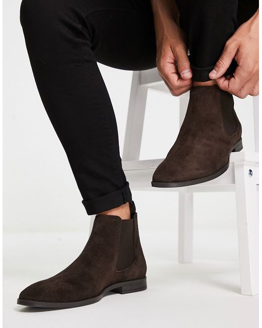 Asos Design chelsea boots in suede with black sole