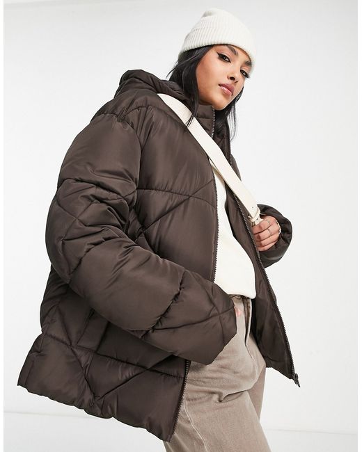 Asos Design quilted puffer jacket in chocolate-