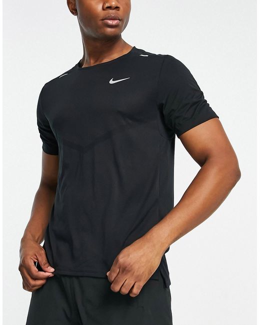 Nike Running Rise 365 Dri-FIT T-shirt in