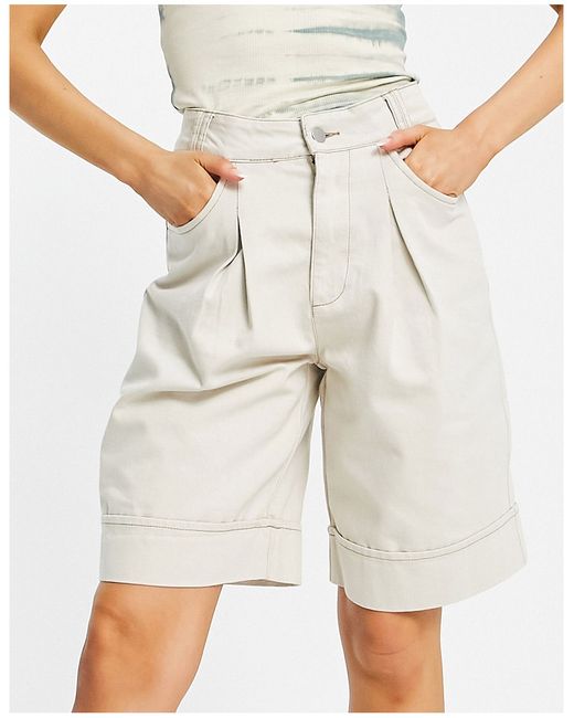 Vero Moda Aware tailored city shorts in ecru-