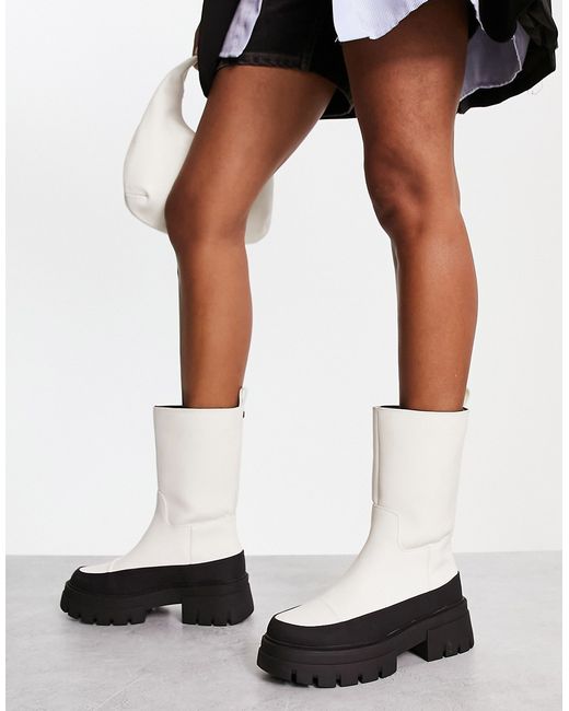 River Island contrast sole detail pull-on chunky boots in