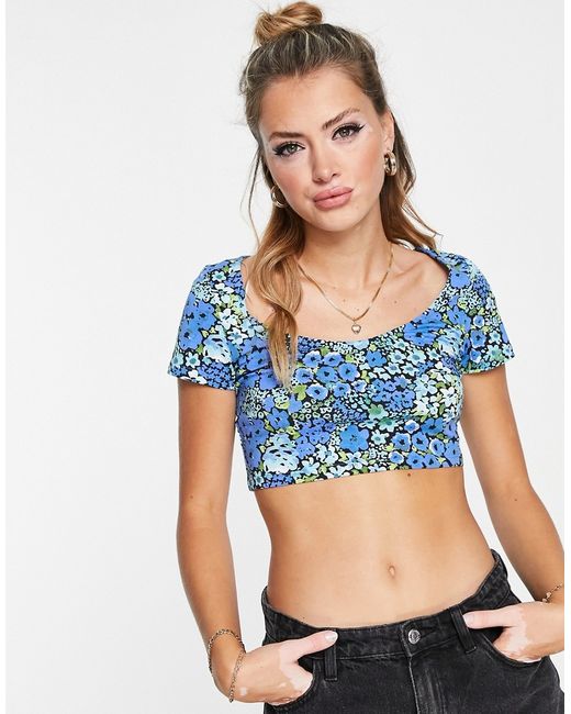 Monki cropped t-shirt in floral print