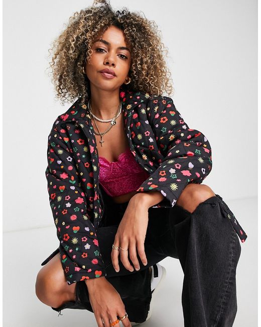 Daisy Street relaxed puffer jacket in multi floral print-