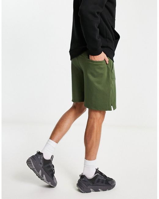 Bolongaro Trevor sport shorts in khaki-