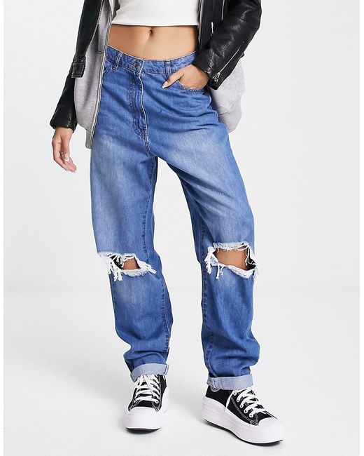Parisian ripped mom jeans in mid