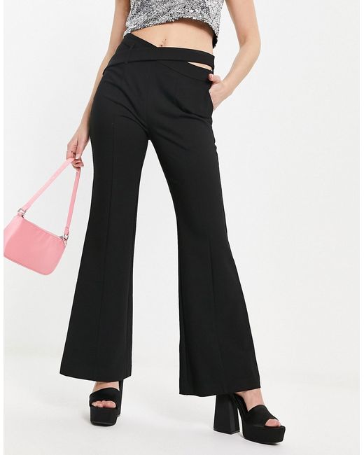 Urban Revivo cut-out waistband pants in