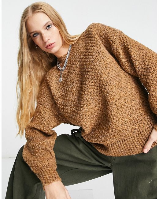 Only chunky textured knit sweater in camel-