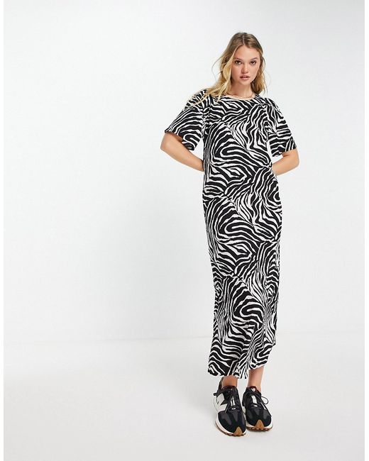 Vila short sleeve midi dress in zebra print-