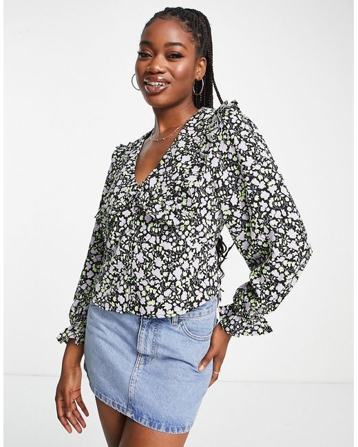 Monki statement collar blouse in black and purple floral-