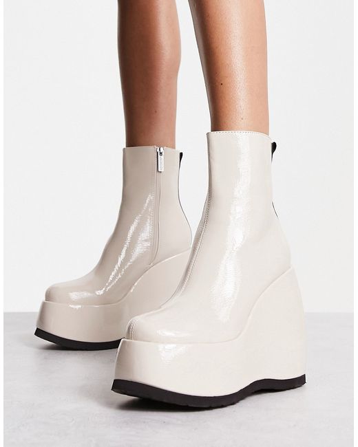 Shellys London Roxanne wedge boots in cream patent-