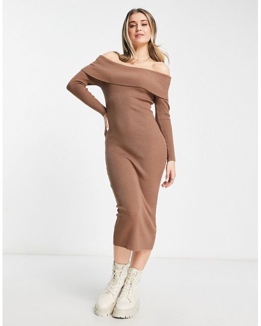 New Look knitted bardot midi dress in tan-