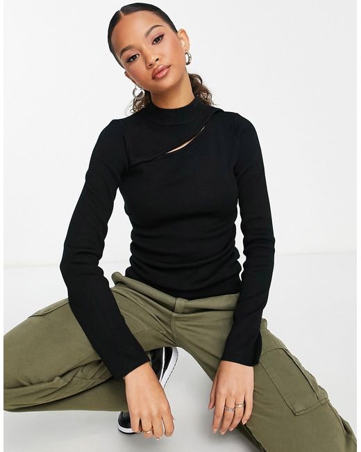 New Look knit cut-out crew neck long sleeve top in