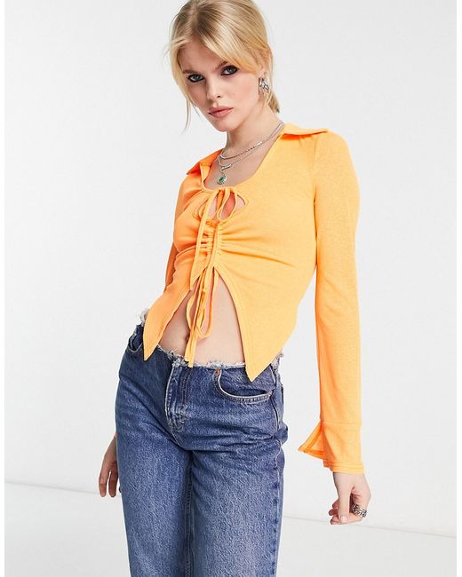 Annorlunda ruched mesh cut-out shirt in melon