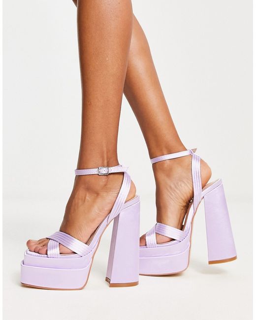 Glamorous satin platform heeled sandals in lilac-