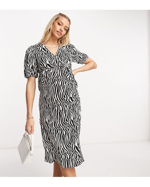 Mama.licious Maternity short sleeved midi dress in zebra print-