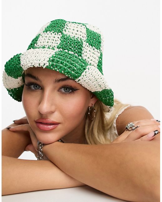 Daisy Street checkerboard crochet bucket hat-