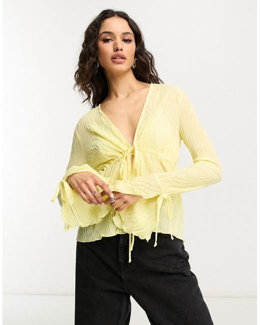4th & Reckless textured tie front bell sleeve top in