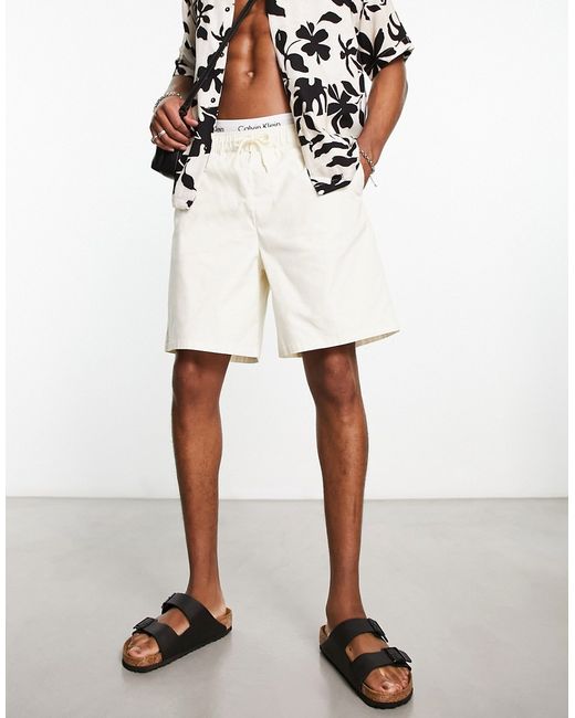 Asos Design wide fit chino shorts in
