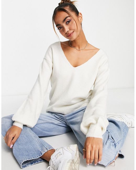 Y.A.S . Emmy deep v-neck soft knit sweater in