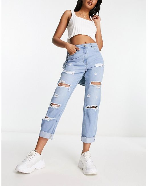 Parisian light wash jeans with rips-
