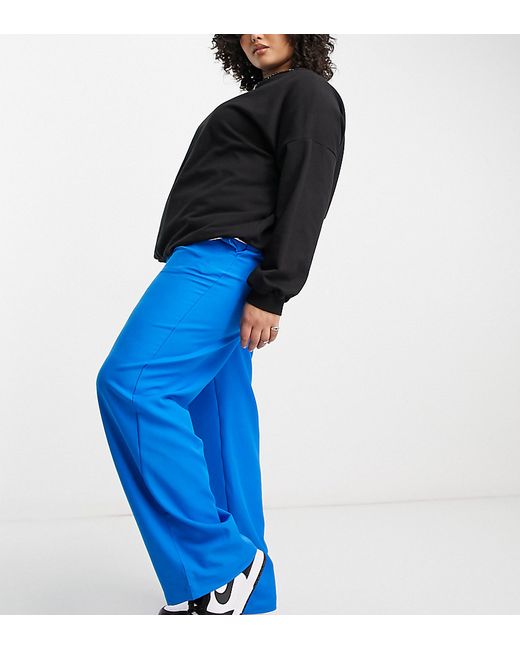 Only Curve straight leg pants in bright part of a set