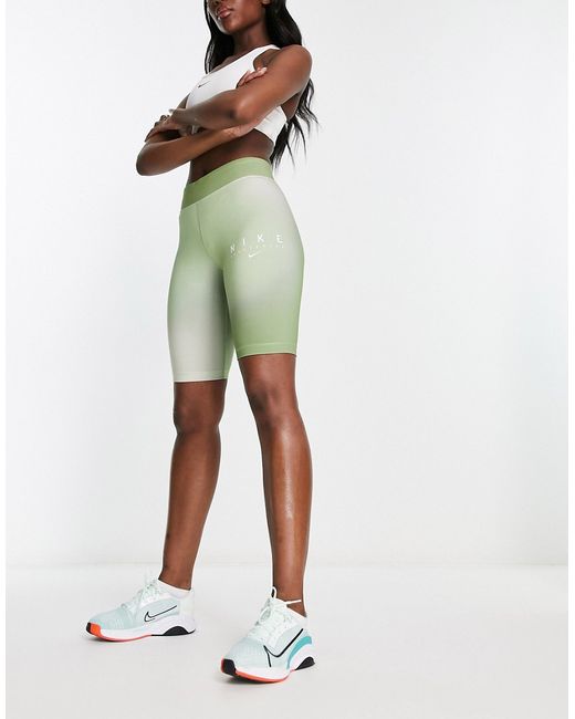 Nike Aura Essential shorts in