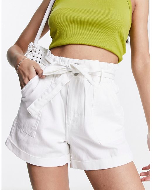 New Look paperbag shorts in off