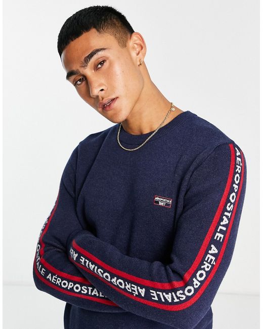 Aeropostale sweater in with logo