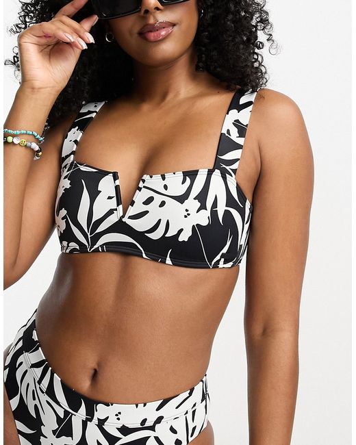 Roxy Love The Coco underwire bikini top in black white tropical print-